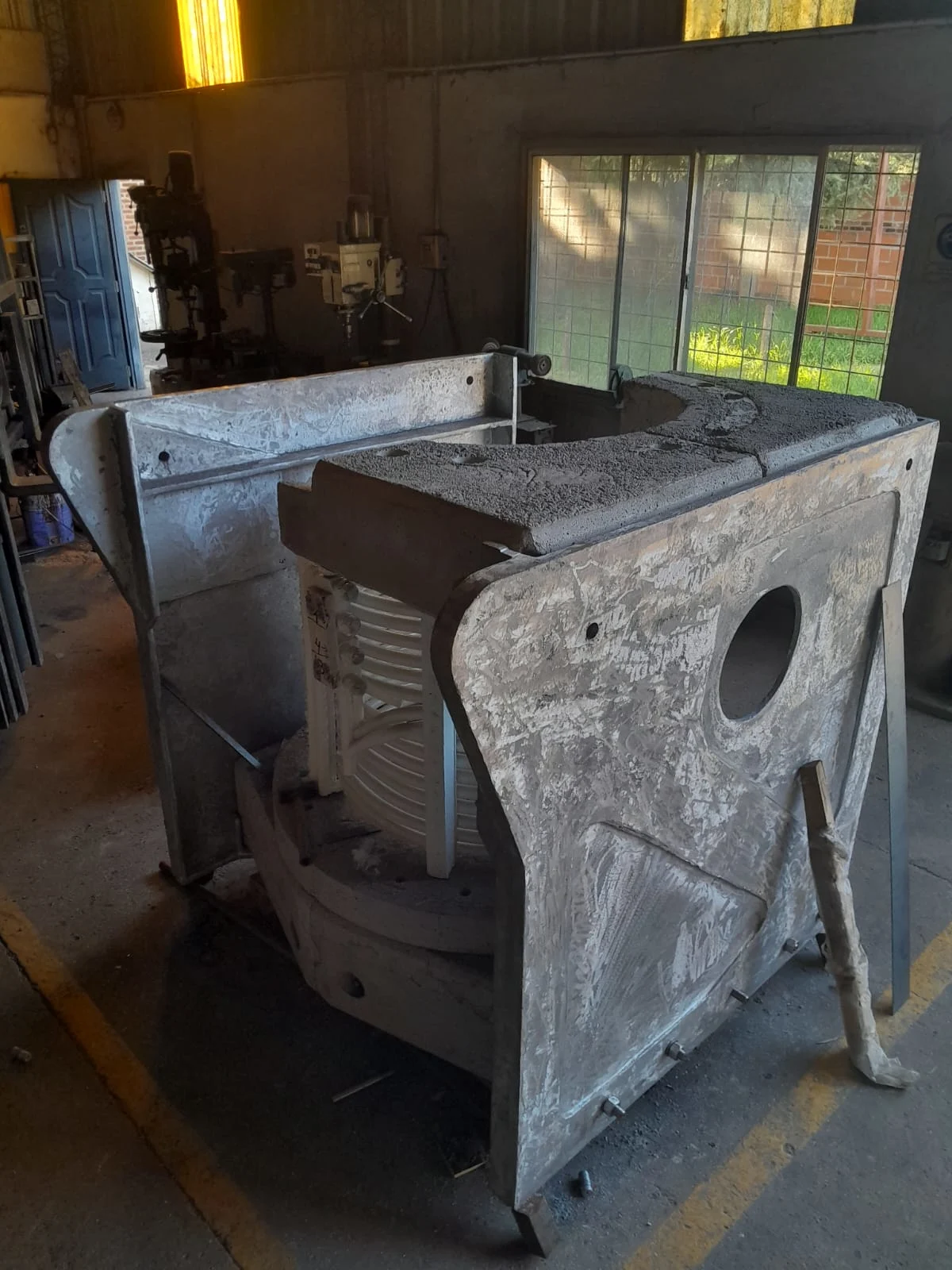 Construcción de horno industrial